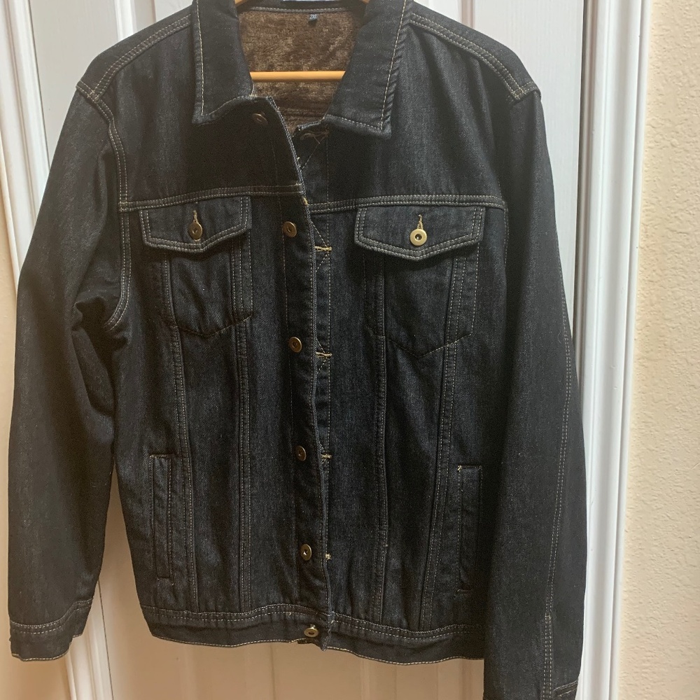 FASHION JEANS DENIM JACKET WITH FLEECE LINING Label size 2XL more like Medium